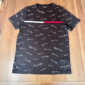 Tommy Hilfiger men’s tshirt black size Medium